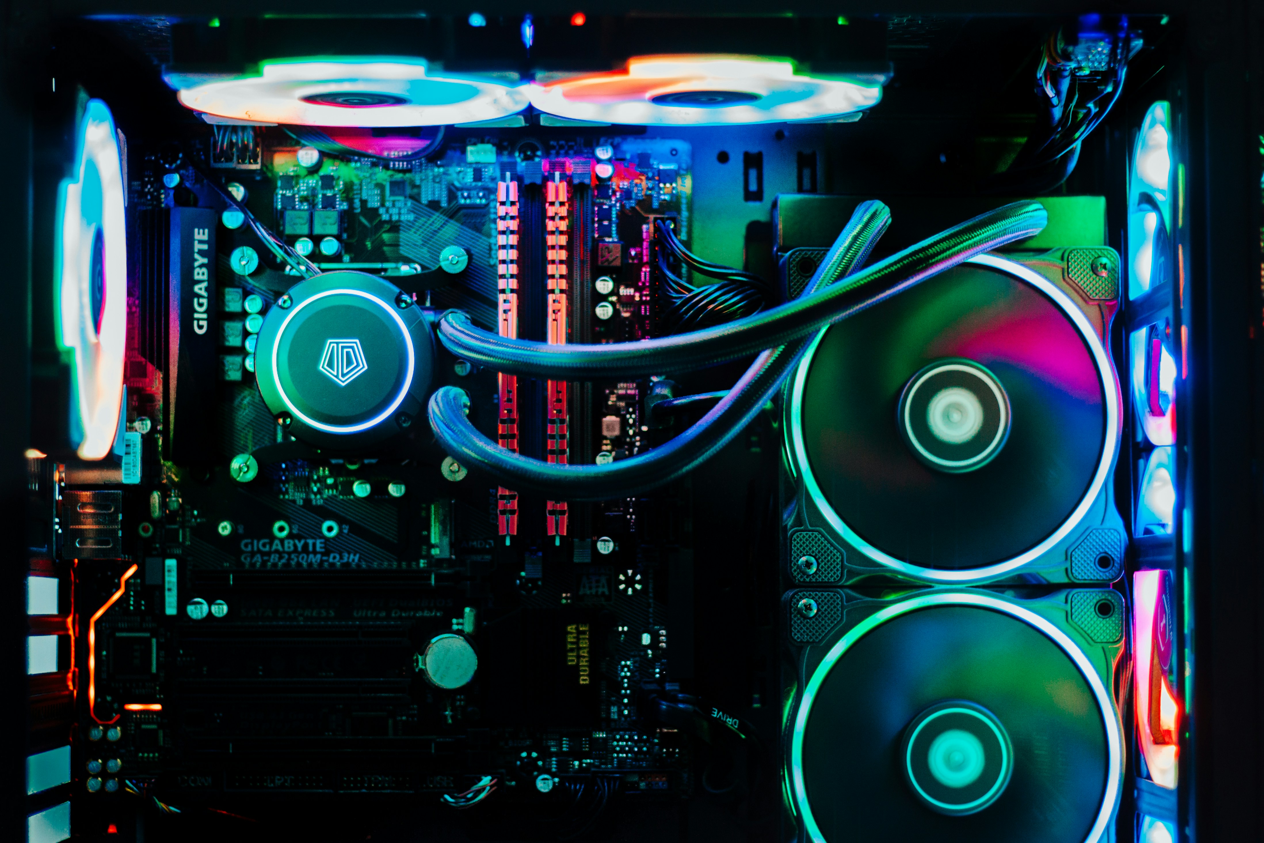 Best Gaming PC Builds for 2025